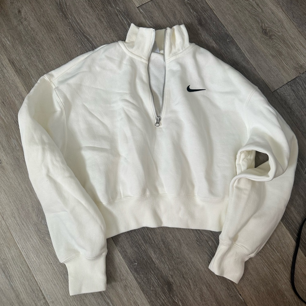 Nike cropped sweatshirt